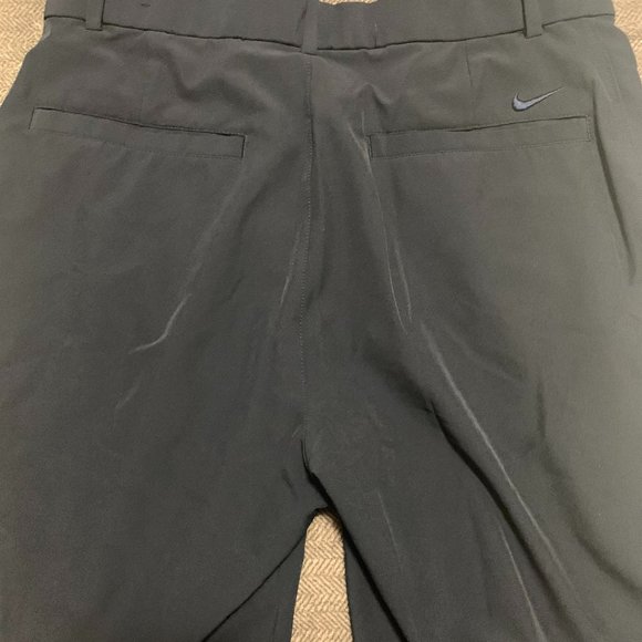 Nike Golf Shorts - Bundled - Picture 1 of 9